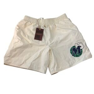 Mitchell & Ness Mens Dallas Mavericks Vintage Logo Mesh Lined Shorts Cream Med